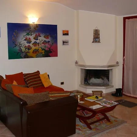 Baia Azzurra 300mt Dal Mare Vakantiehuis Capitana